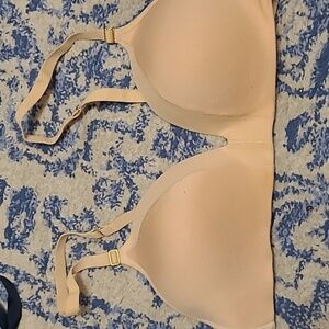 Lively sz 36 C nude wireless bra WL213